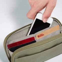 FJÄLLRÄVEN KÅNKEN TRAVEL WALLET - Portmonee -Globetrotter Geschaft 304068007 h kanken travel wallet fjaellraeven 1