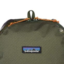 Patagonia BLACK HOLE CUBE - LARGE - Packbeutel -Globetrotter Geschaft 5637947540 d black hole cube large patagonia 24